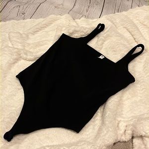 BP square neck bodysuit thong🖤 Sexy and fun. Perfect for a night out🪩🕺🏽Sz L